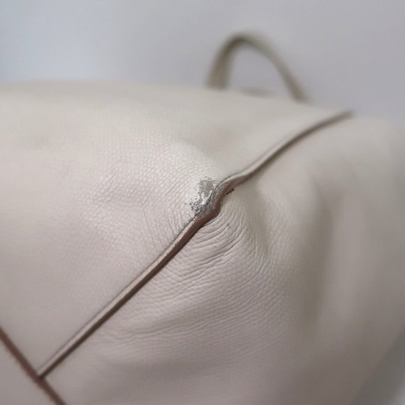 CELINE PHANTOM CABAS TOTE CREAM GRAINED LEATHER - Picture 9 of 12